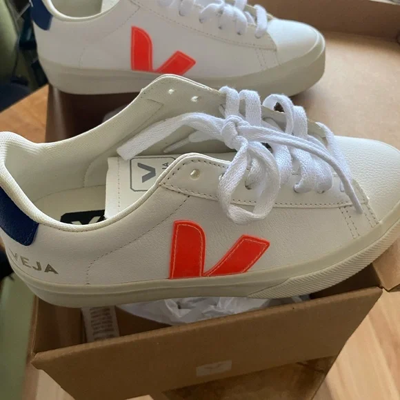 Veja White Sneakers with Vibrant Orange Accents - Picture 2 of 8